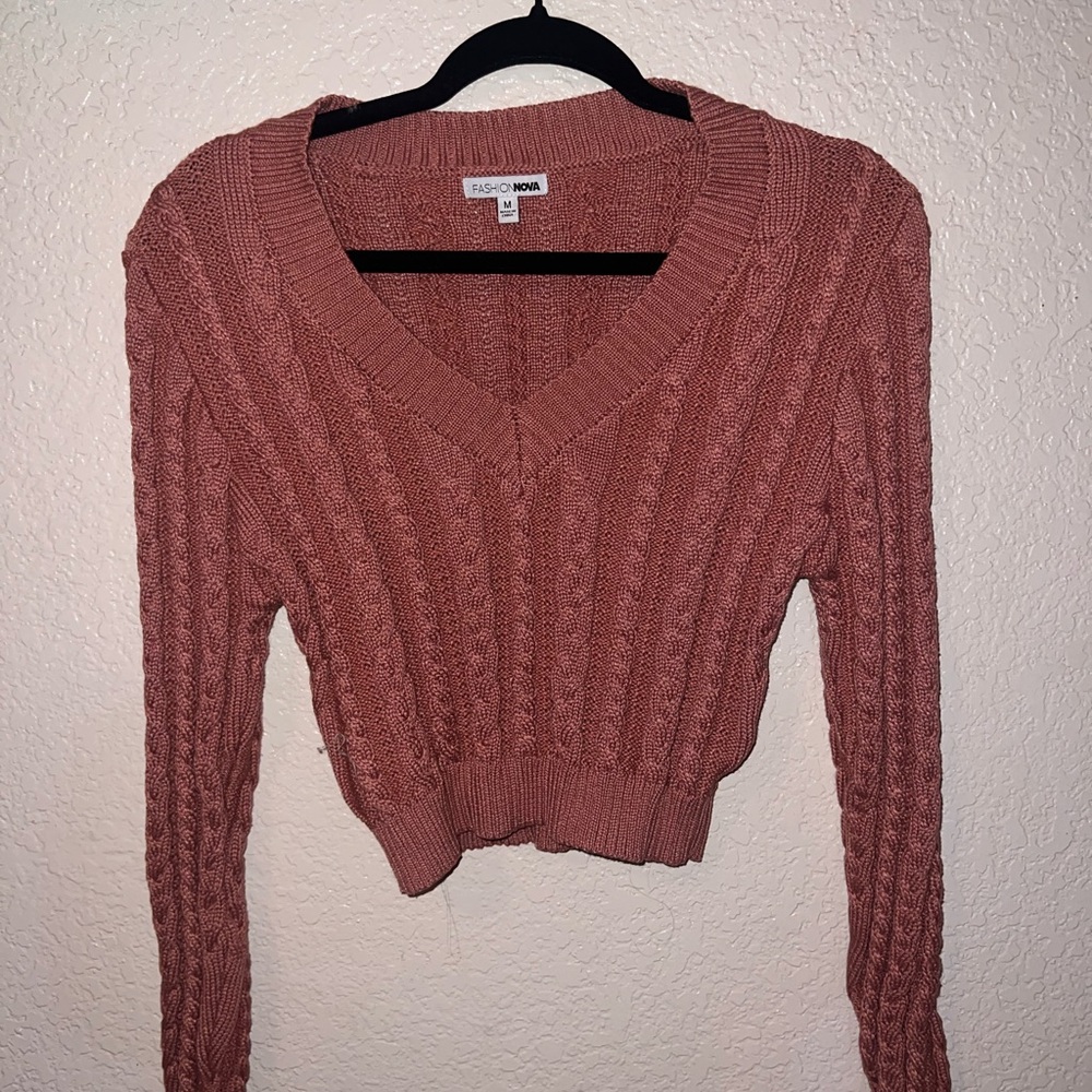 NWOT Fashion Nova Mauve Cable Knit V-Neck  Crop Sweater